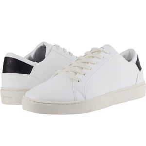 Thousand Fell shoes in size 8.5. Lace Up-W